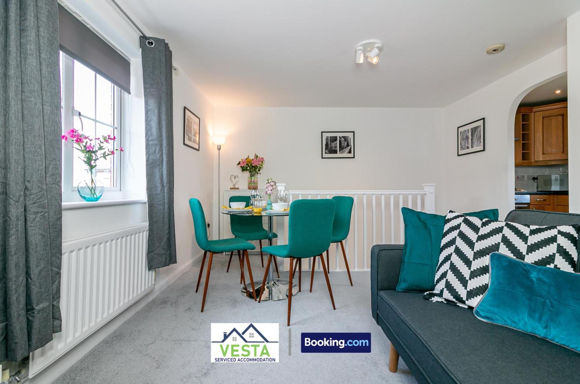 Three Bedroom Apartment By Vesta Serviced Accommodation & Short Lets Hatfield With Free Parking Eksteriør billede