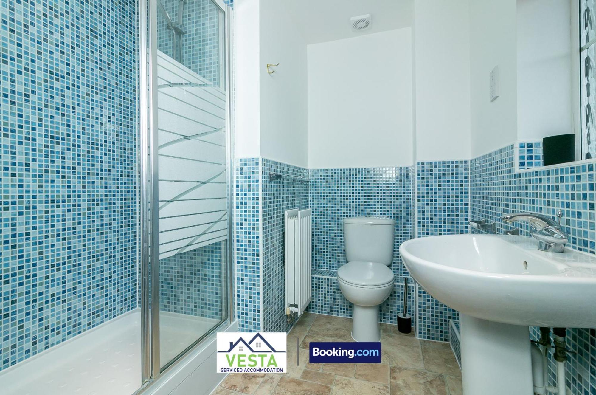 Three Bedroom Apartment By Vesta Serviced Accommodation & Short Lets Hatfield With Free Parking Eksteriør billede