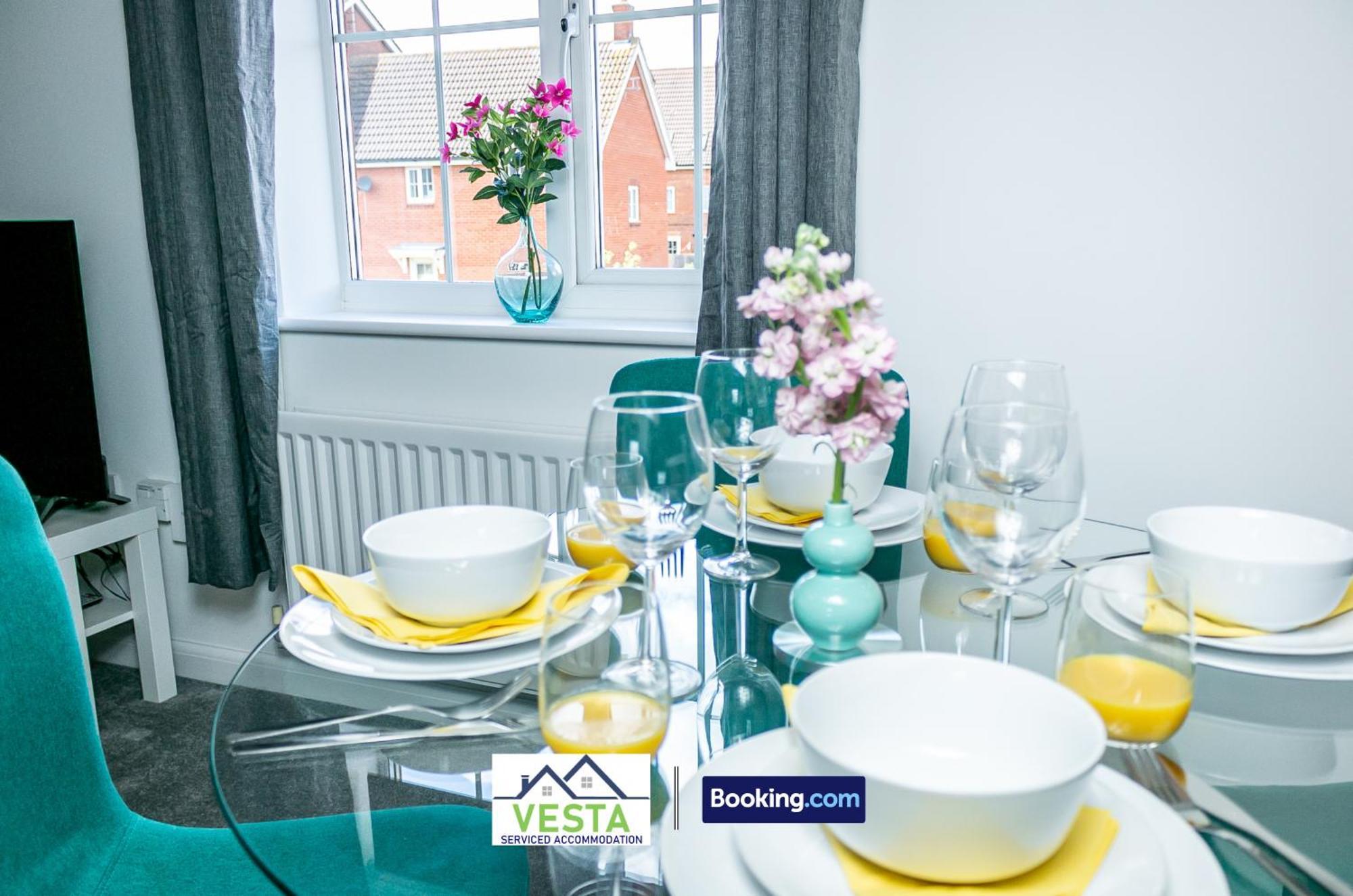 Three Bedroom Apartment By Vesta Serviced Accommodation & Short Lets Hatfield With Free Parking Eksteriør billede