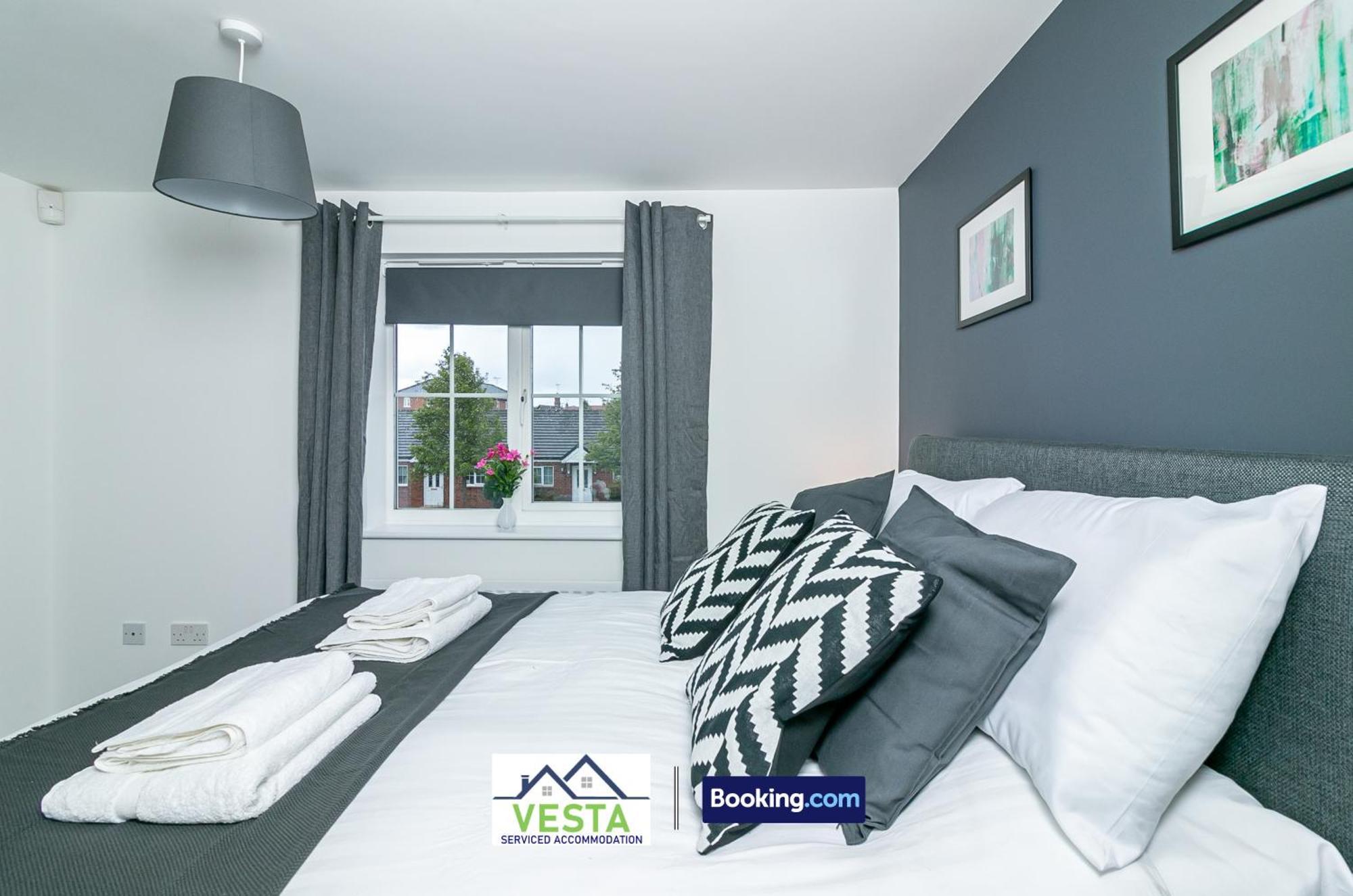 Three Bedroom Apartment By Vesta Serviced Accommodation & Short Lets Hatfield With Free Parking Eksteriør billede